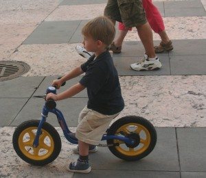 ילד ואופניים - טיפול זוגי